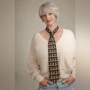 💯 % silk tie, Rob and Ruth Canadian and yellow windmills Dutchland